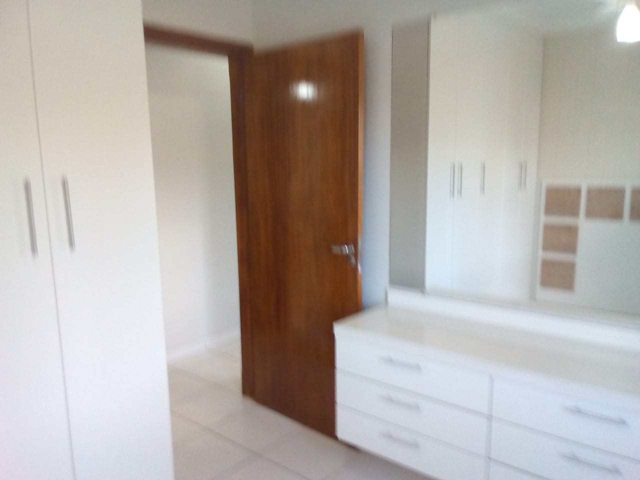 Apartamento à venda com 3 quartos, 50m² - Foto 12