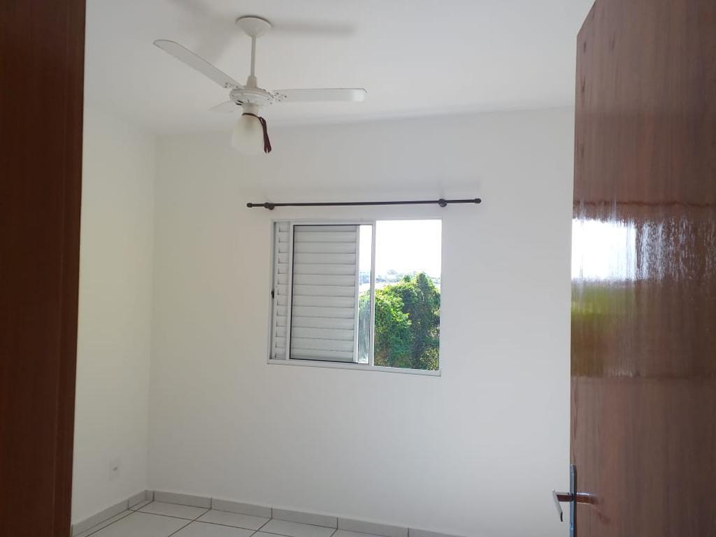 Apartamento à venda com 3 quartos, 66m² - Foto 11