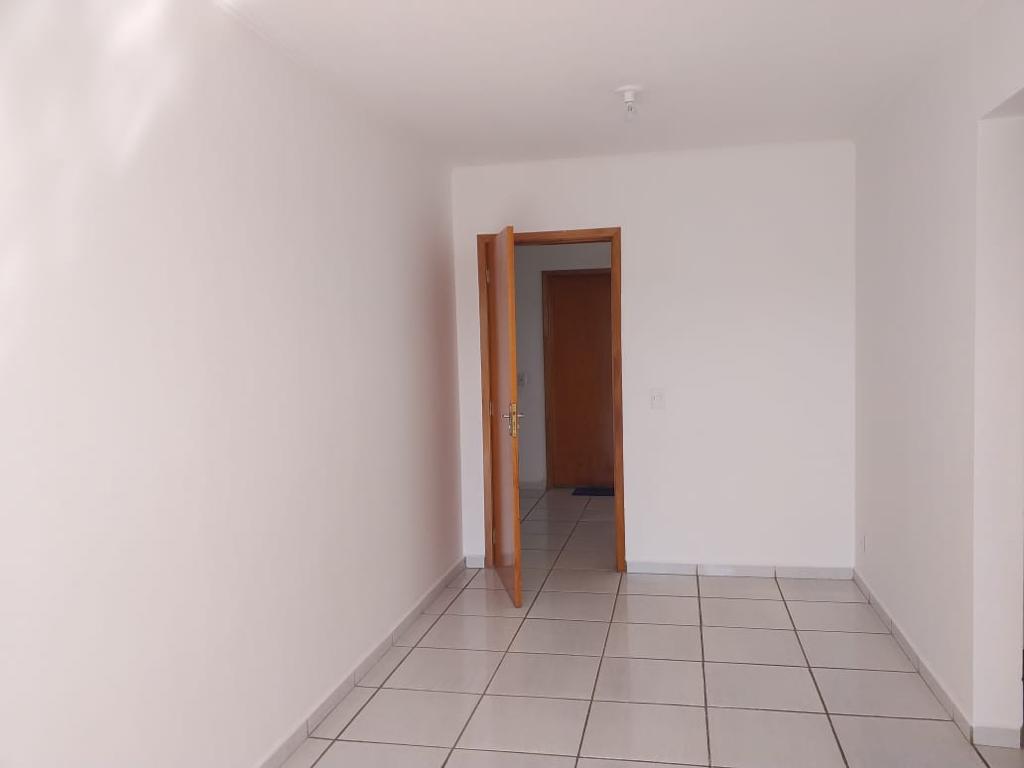 Apartamento à venda com 3 quartos, 66m² - Foto 6