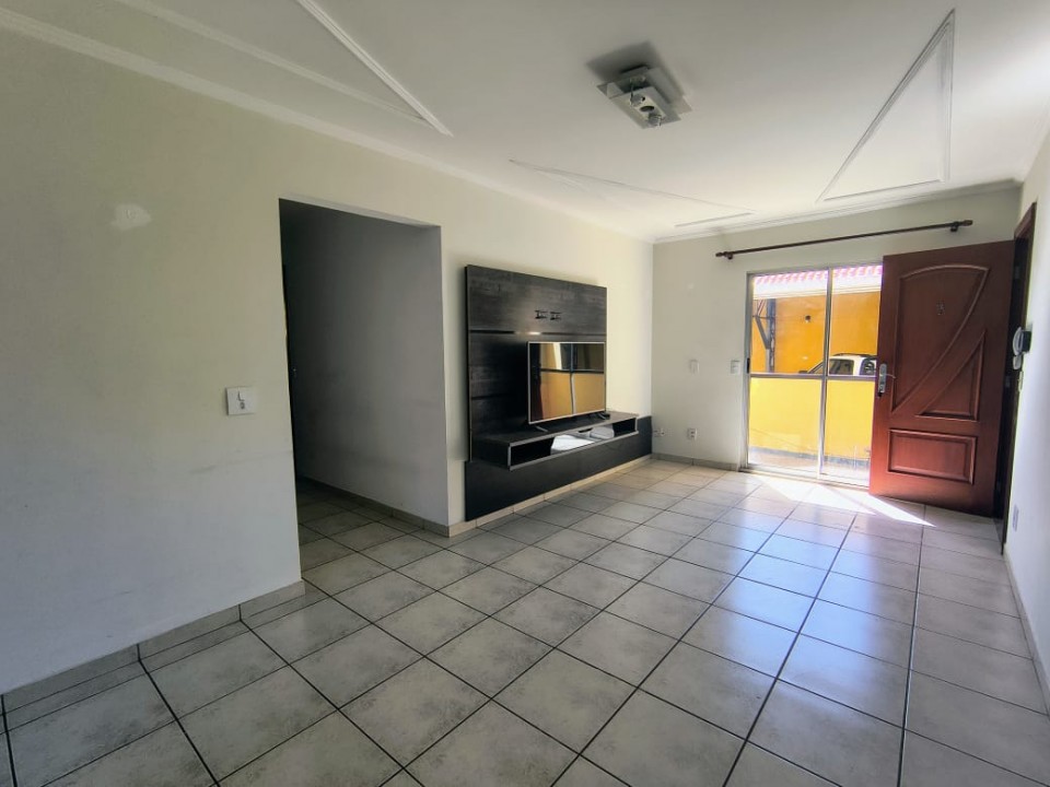 Apartamento Terreno no Edifício Ipê c/92m