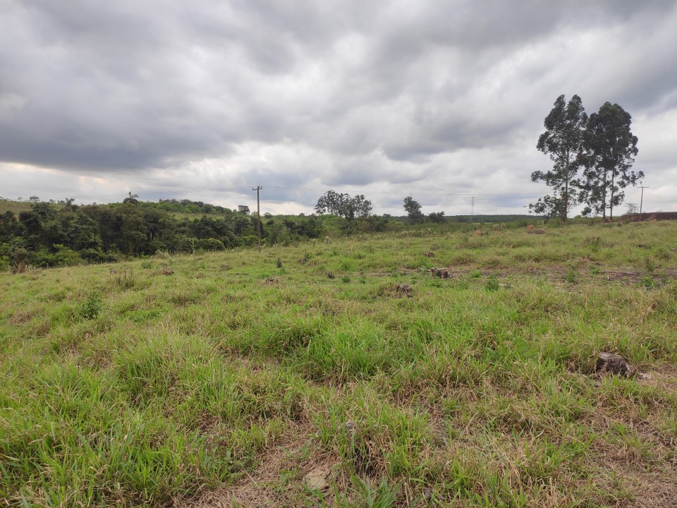 Área com 10 alqueires próximo da Anhanguera
