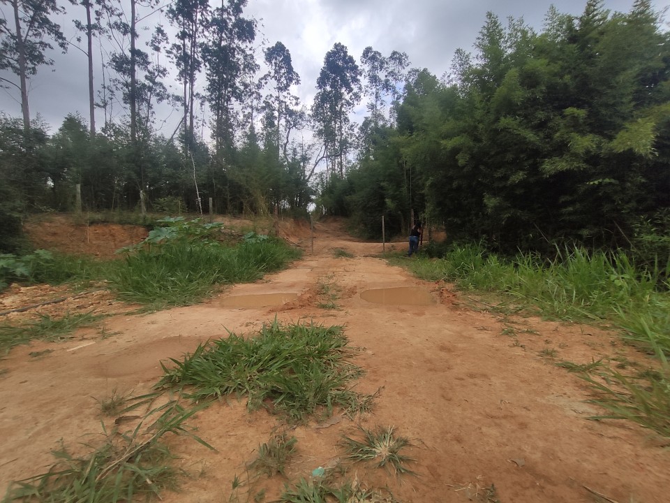 Área com 10 alqueires próximo da Anhanguera