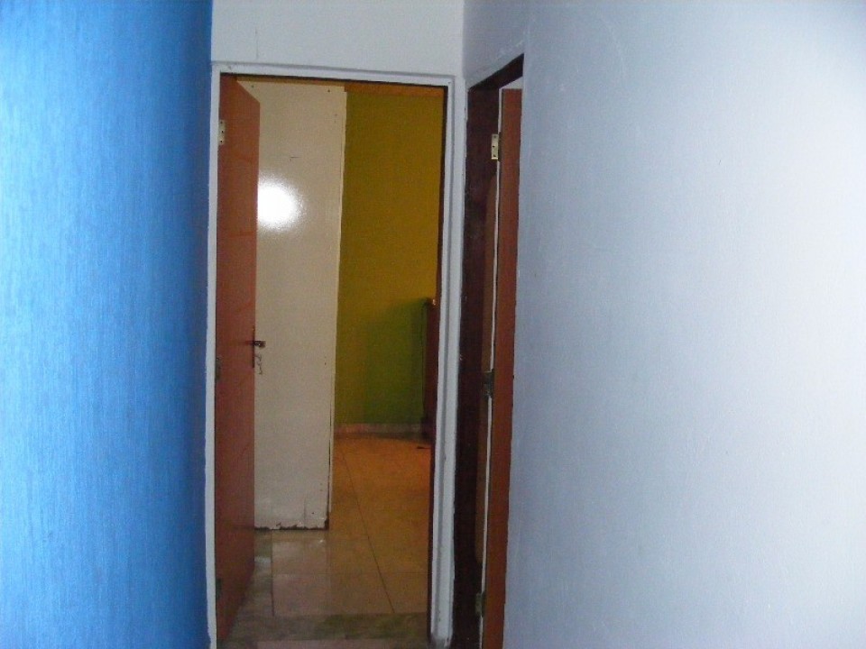 Casa c/02 dorms na Vila Camargo
