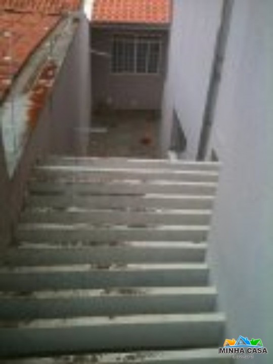Sobrado c/05 dorms na Vila Claudia
