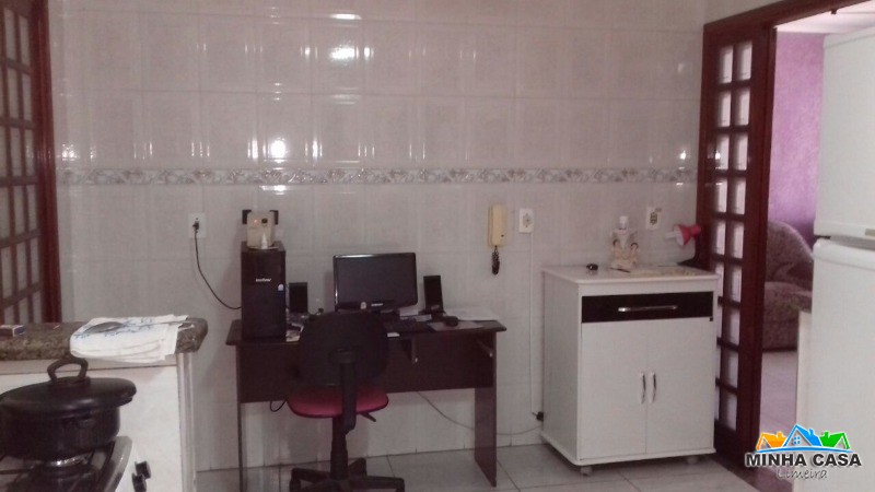 Casa à venda com 3 quartos, 200m² - Foto 6