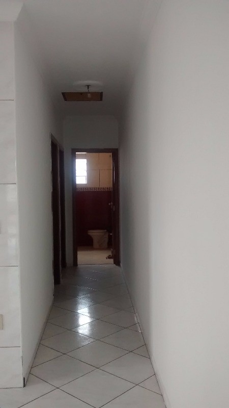 Sobrado à venda com 2 quartos, 200m² - Foto 12