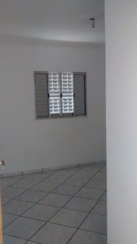 Sobrado à venda com 2 quartos, 200m² - Foto 14