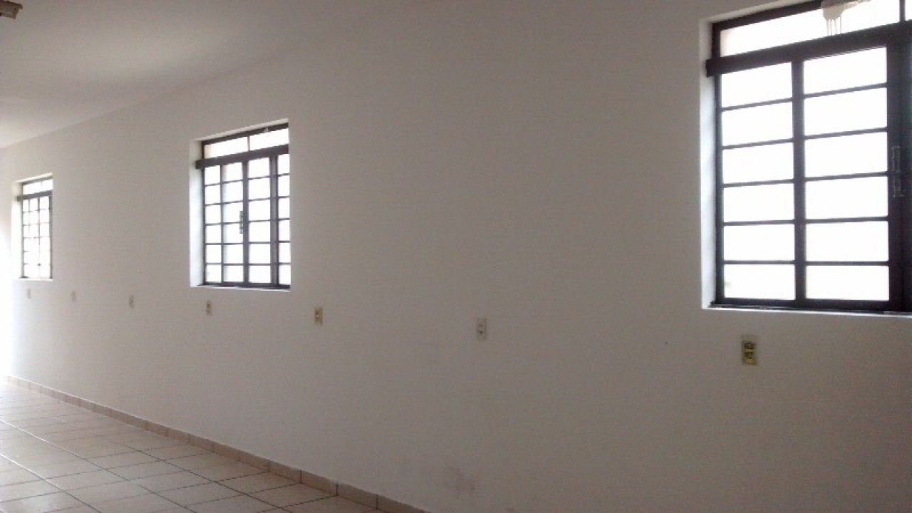 Sobrado c/02 dorms no Santina - oportunidade