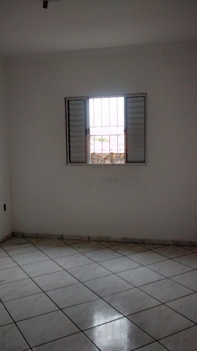 Sobrado c/02 dorms no Santina - oportunidade