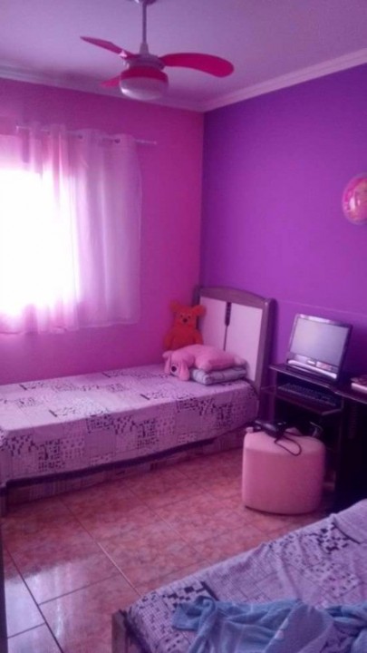 Sobrado c/03 dorms no Adelia Cavicchia