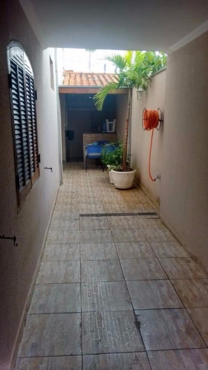 Sobrado c/03 dorms no Adelia Cavicchia
