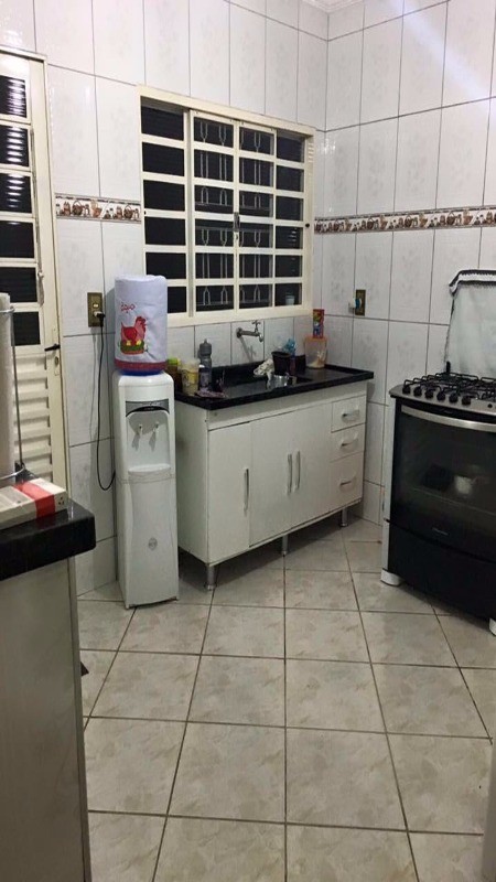 Casa à venda com 2 quartos, 140m² - Foto 7