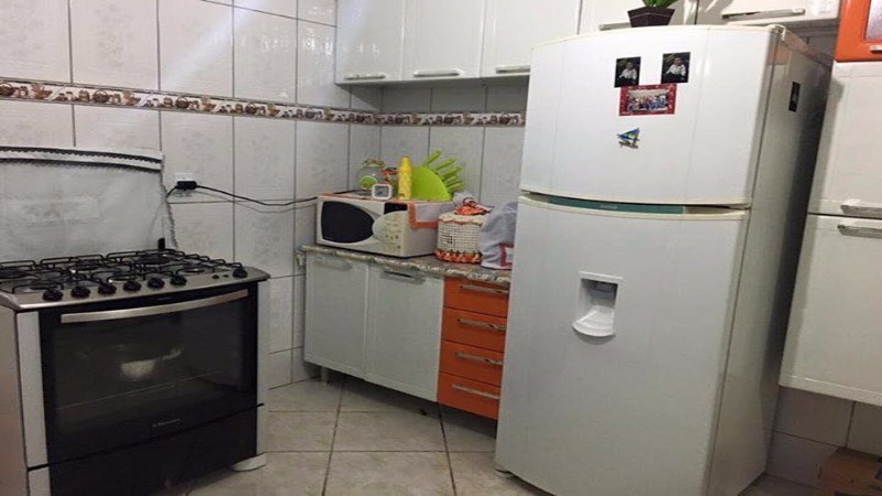 Casa à venda com 2 quartos, 140m² - Foto 3