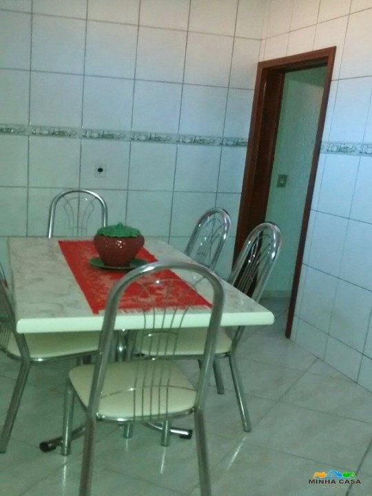Casa c/02 dorms no Graminha