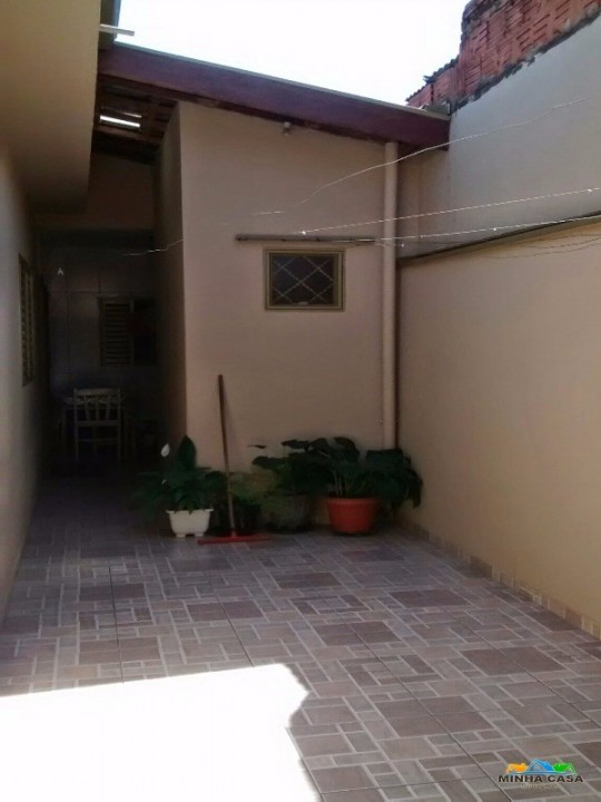 Casa c/02 dorms no Graminha