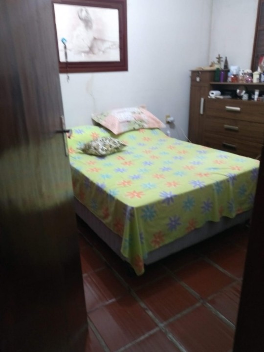 Casa no JD Ouro Verde c/03 dorms