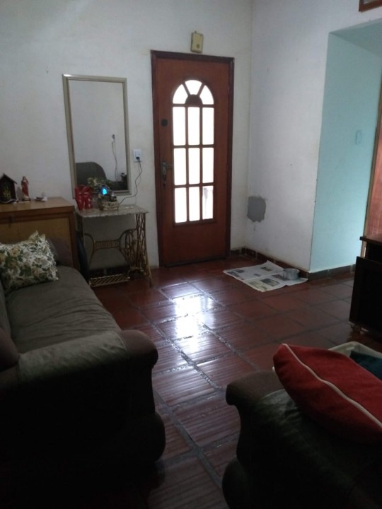 Casa no JD Ouro Verde c/03 dorms