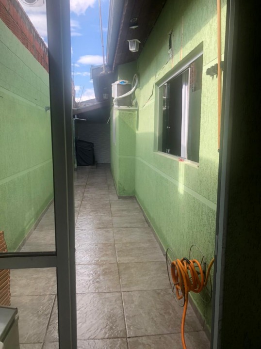 Casa c/03 dorms no Nobreville