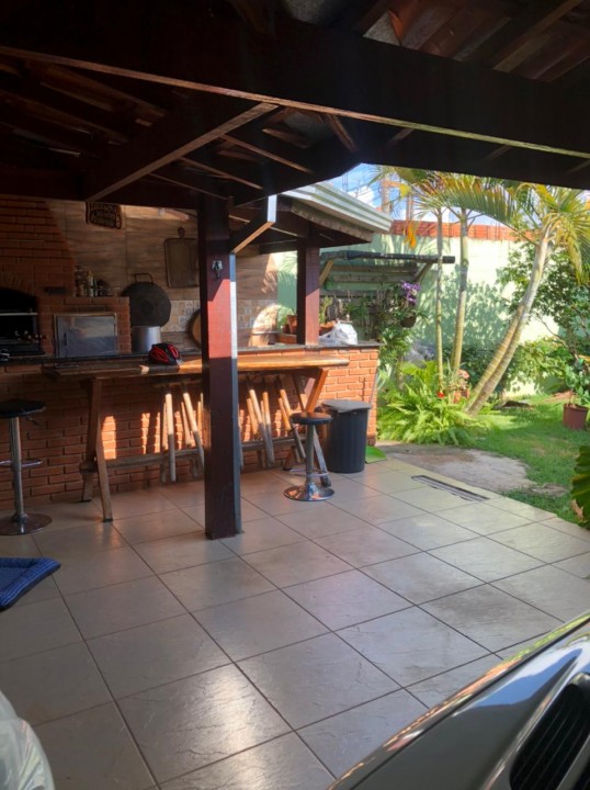 Casa c/03 dorms no Nobreville