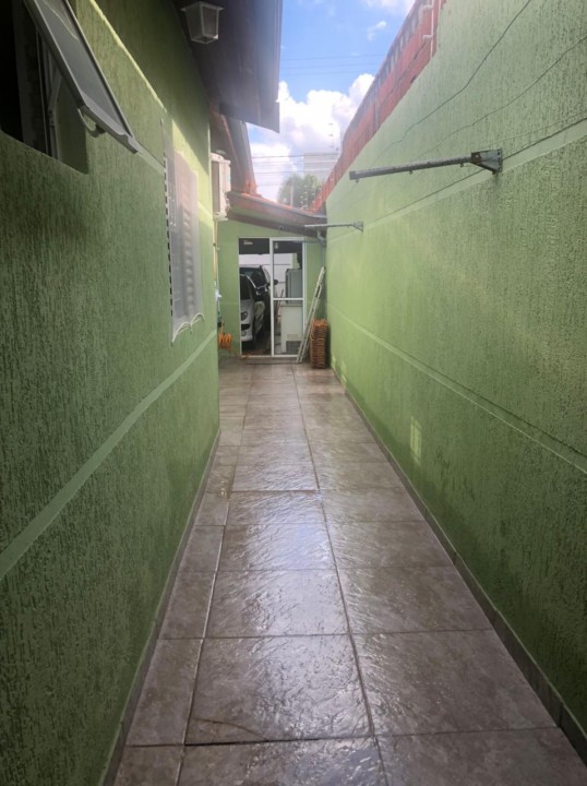 Casa c/03 dorms no Nobreville