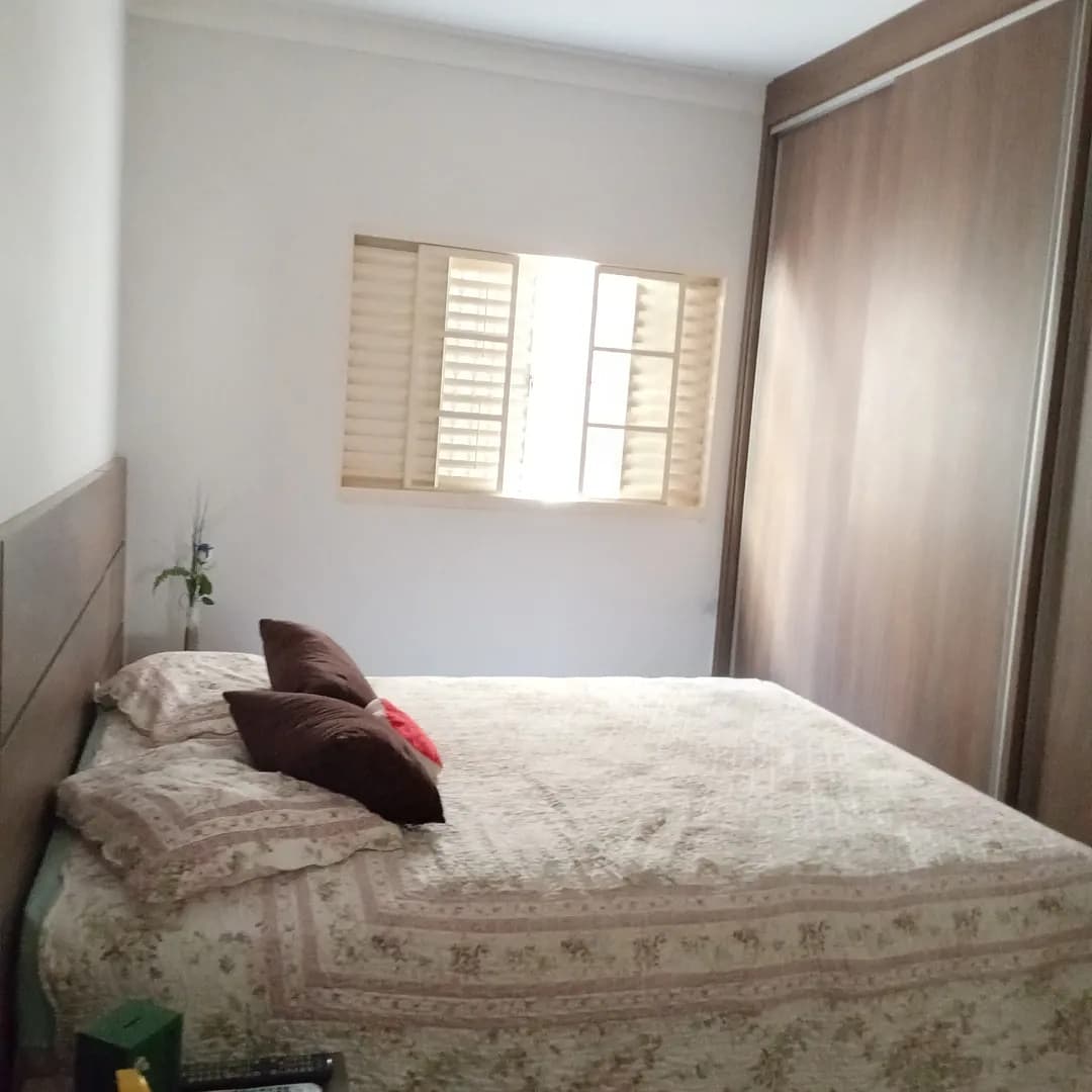 Casa à venda com 3 quartos, 200m² - Foto 5