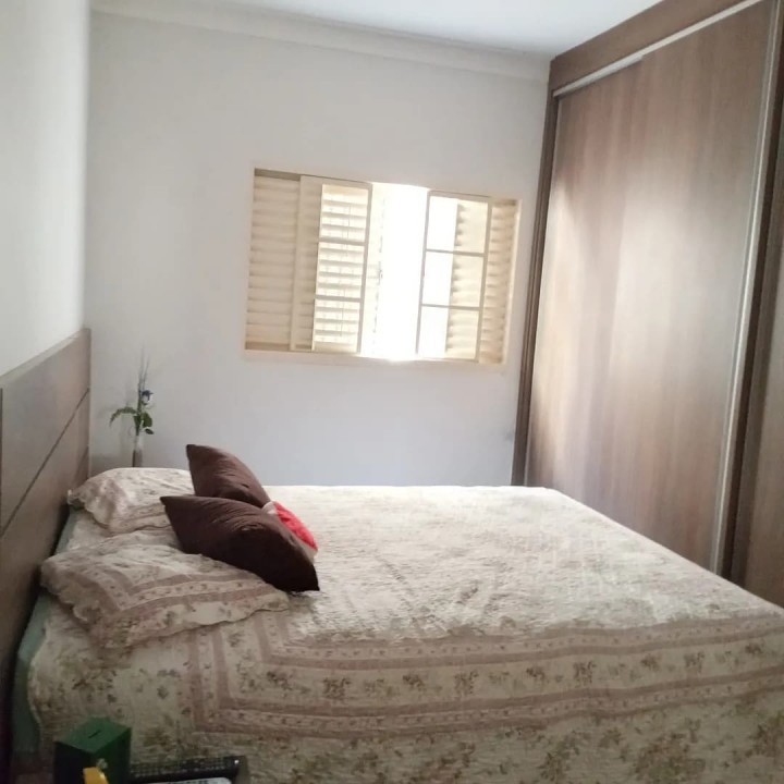 Casa c/03 dorms no Santa Adelia em Limeira SP