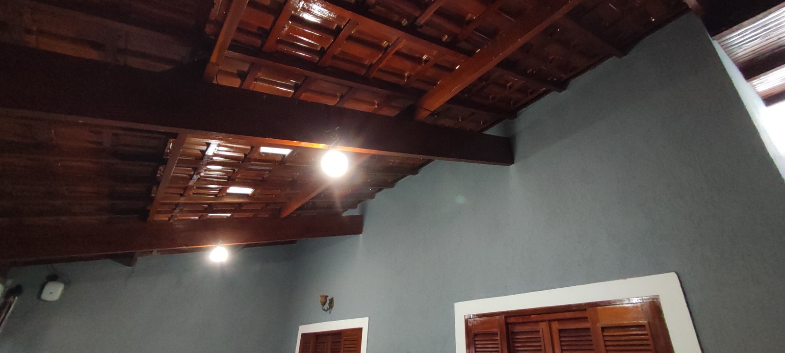 Casa c/02 dorms e edicula no Nsa Sra das Dores