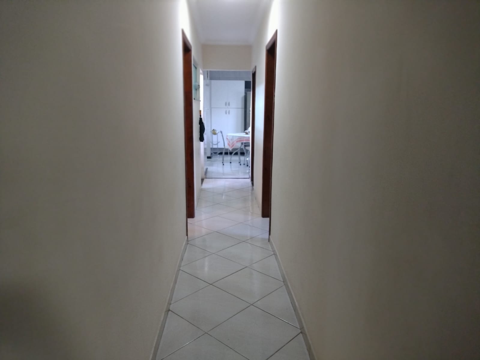 Casa à venda com 3 quartos, 250m² - Foto 6