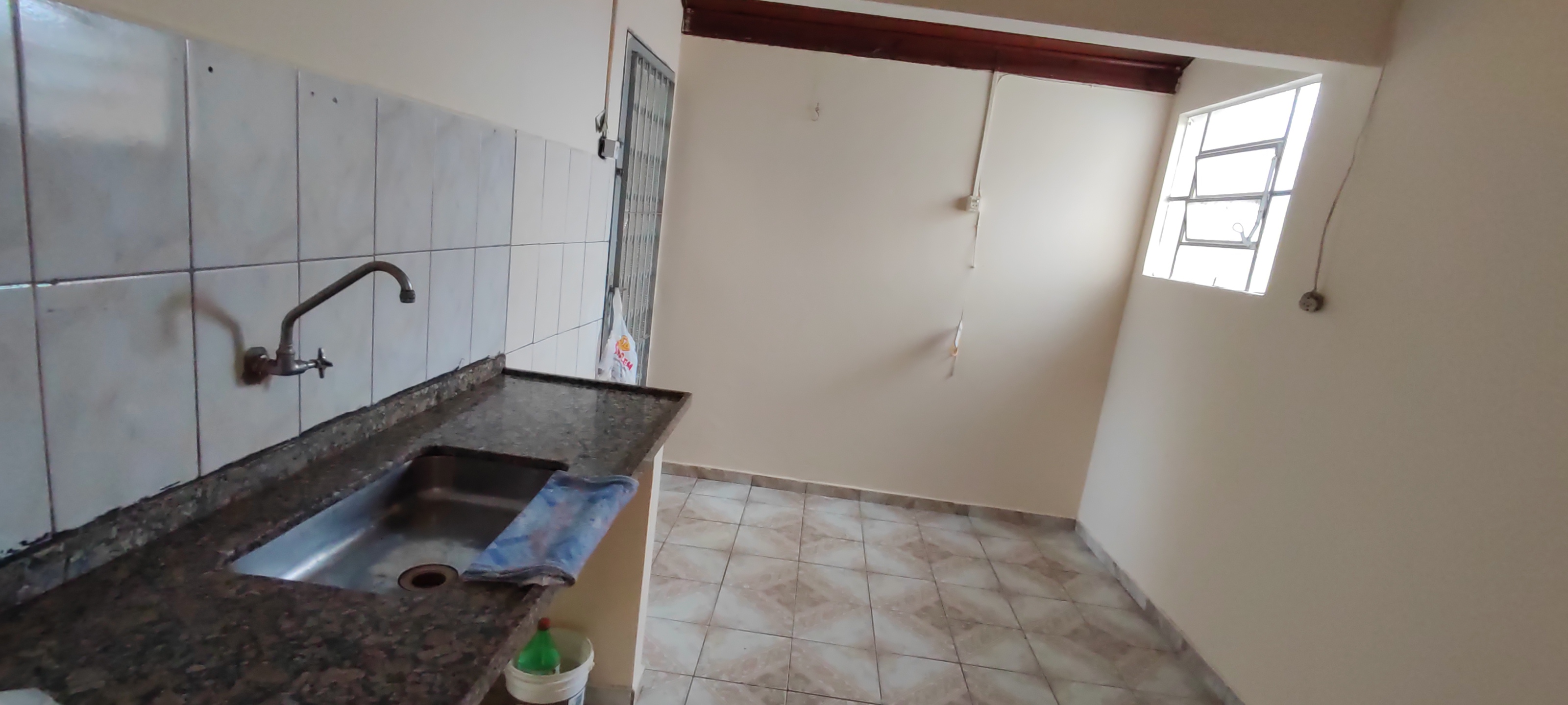 Casa à venda com 3 quartos, 220m² - Foto 5