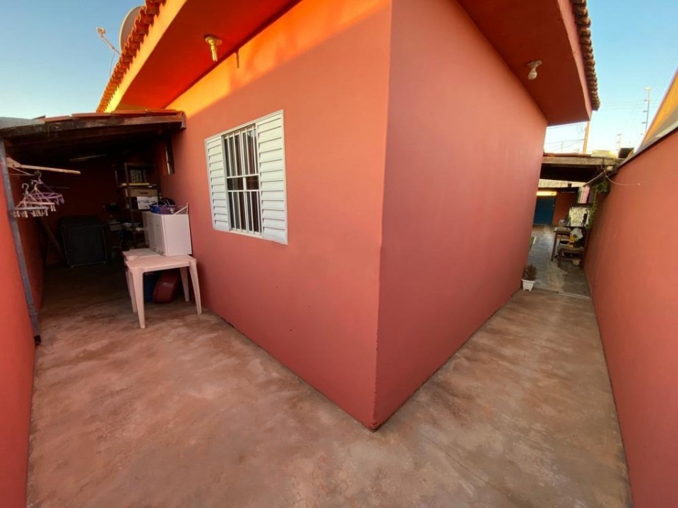Casa c/02 dorms no JD Morro Azul em Iracemapolis
