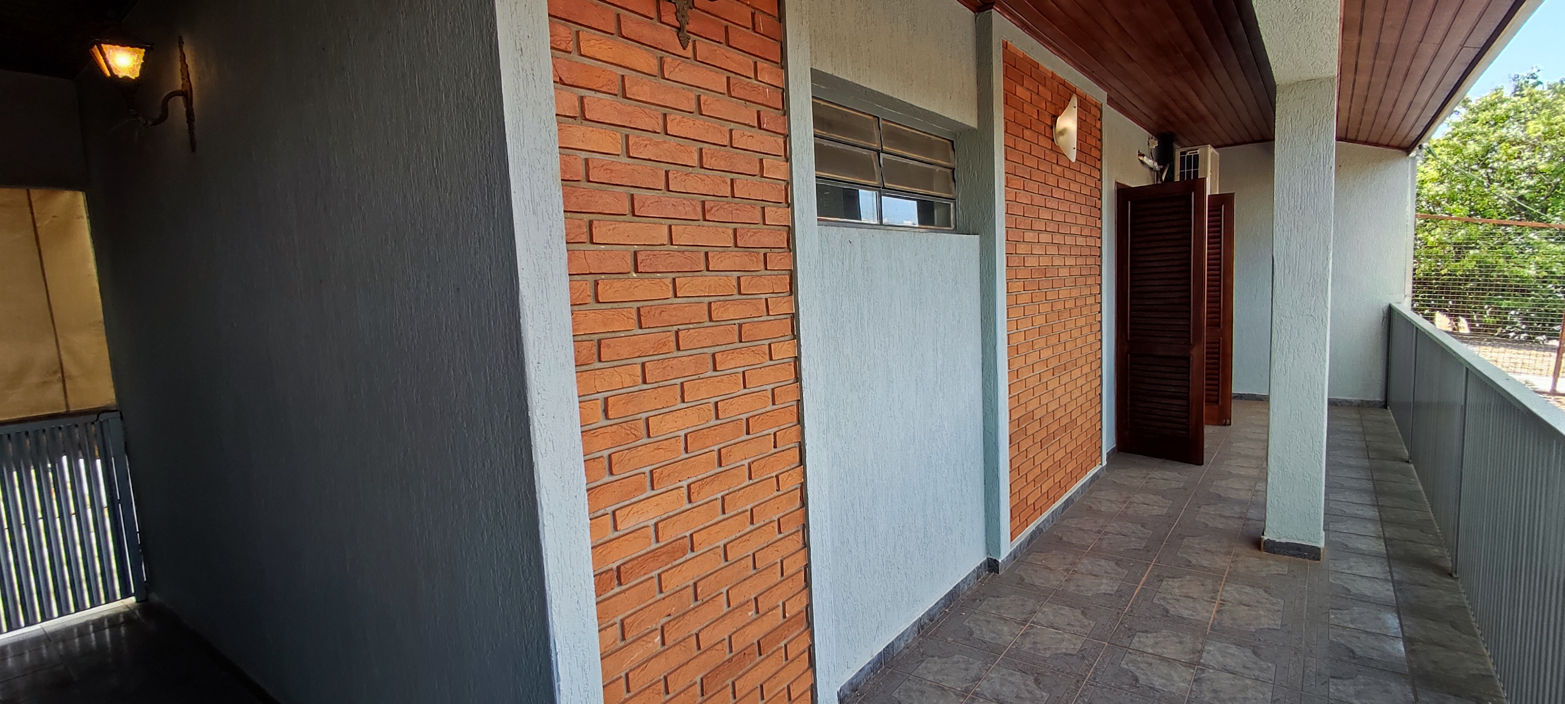 Sobrado à venda com 3 quartos, 250m² - Foto 2