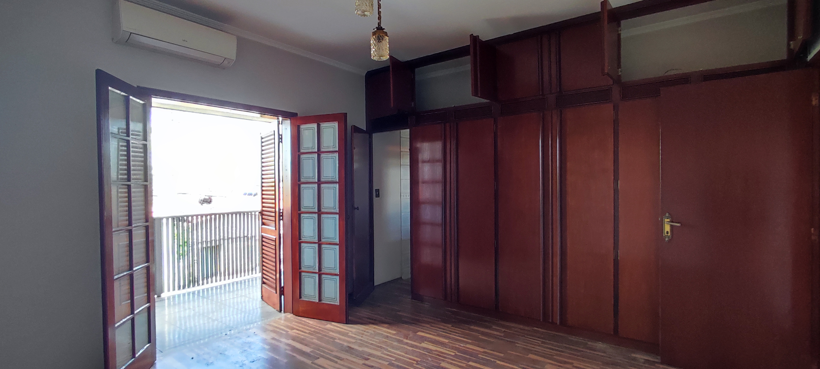 Sobrado à venda com 3 quartos, 250m² - Foto 11