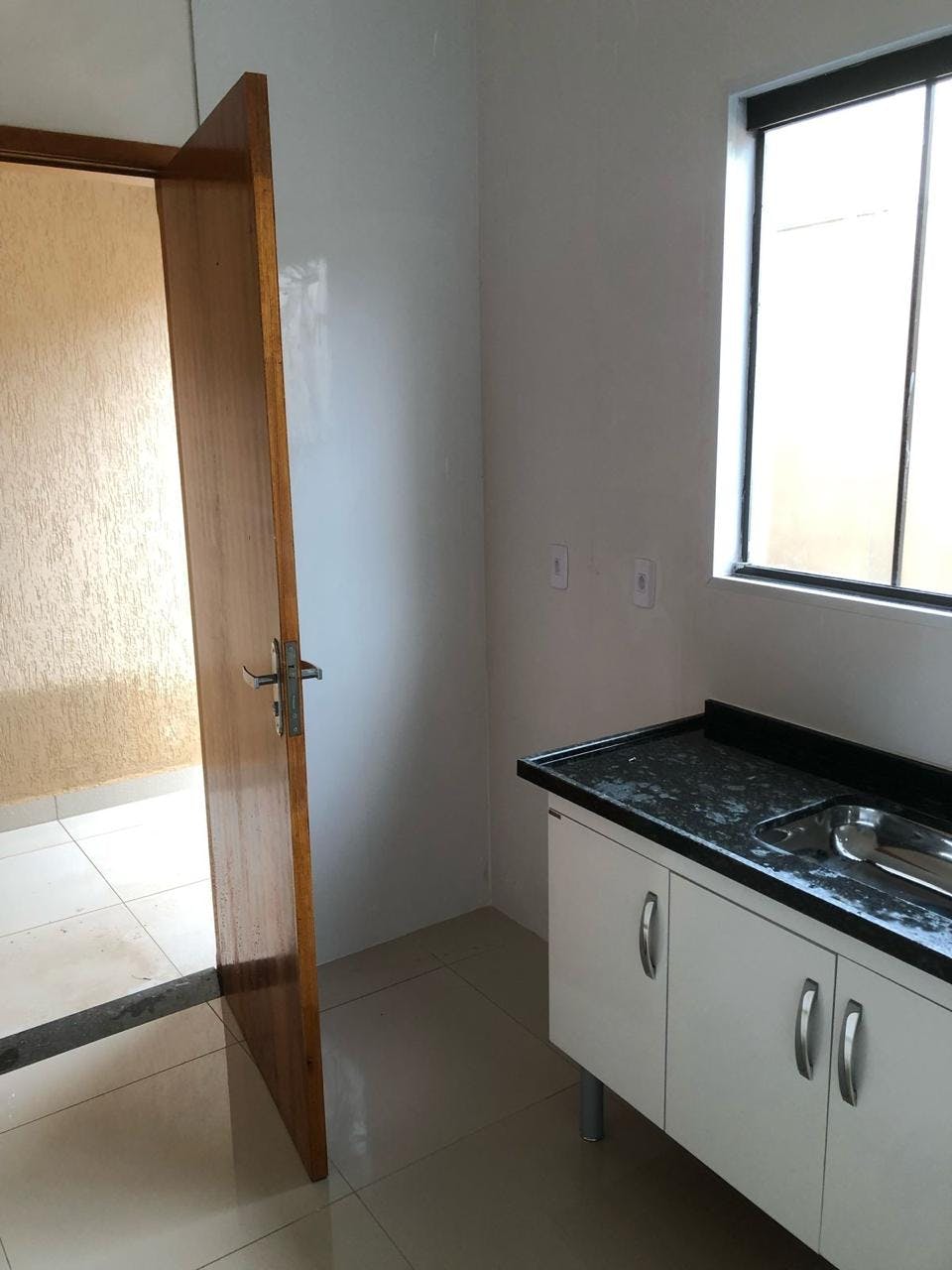 Casa à venda com 2 quartos, 200m² - Foto 7