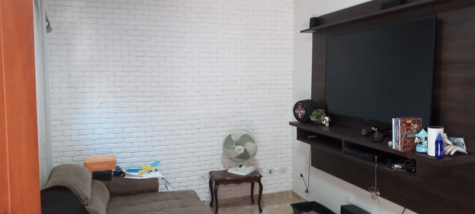 Casa c/03 dorms e suite na Vila Queiroz