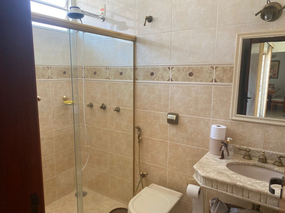Casa c/03 dorms e suite no Egisto Ragazzo
