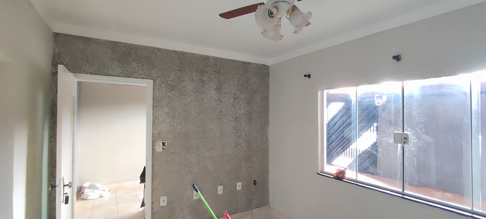 Casa c/03 dorms no Nsa Sra das Dores - Foto 3