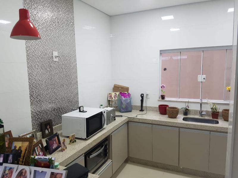 Sobrado à venda com 4 quartos, 265m² - Foto 2