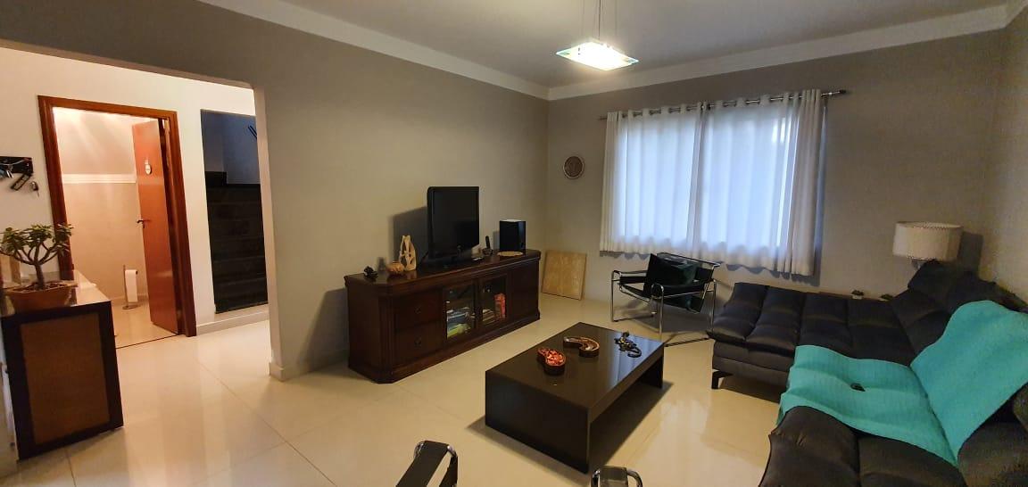 Sobrado à venda com 3 quartos, 270m² - Foto 3