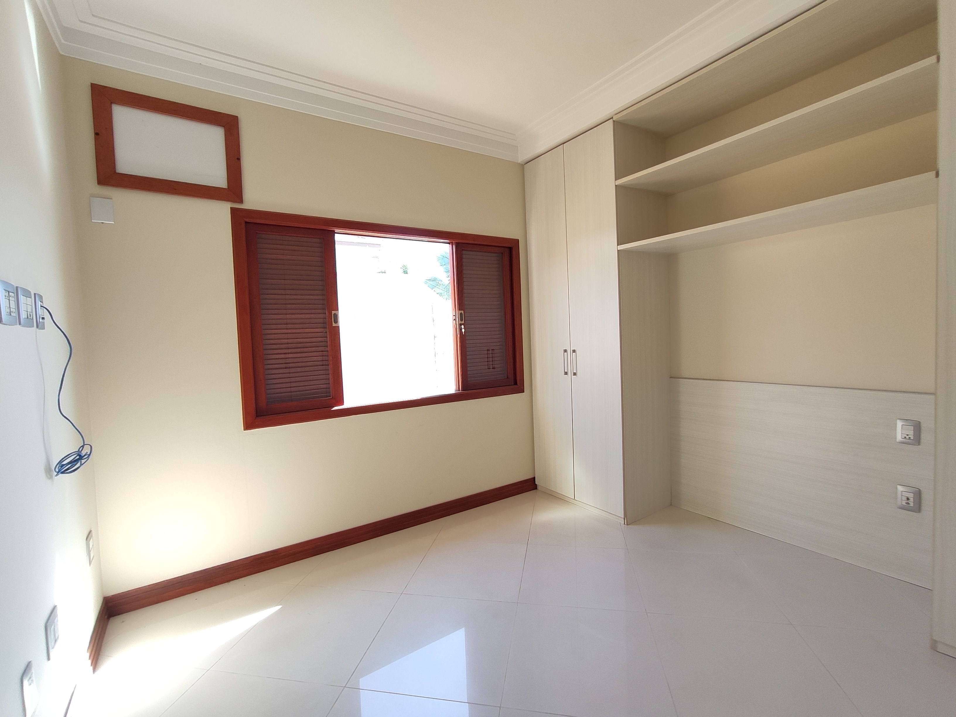 Casa de Condomínio à venda com 3 quartos, 420m² - Foto 38