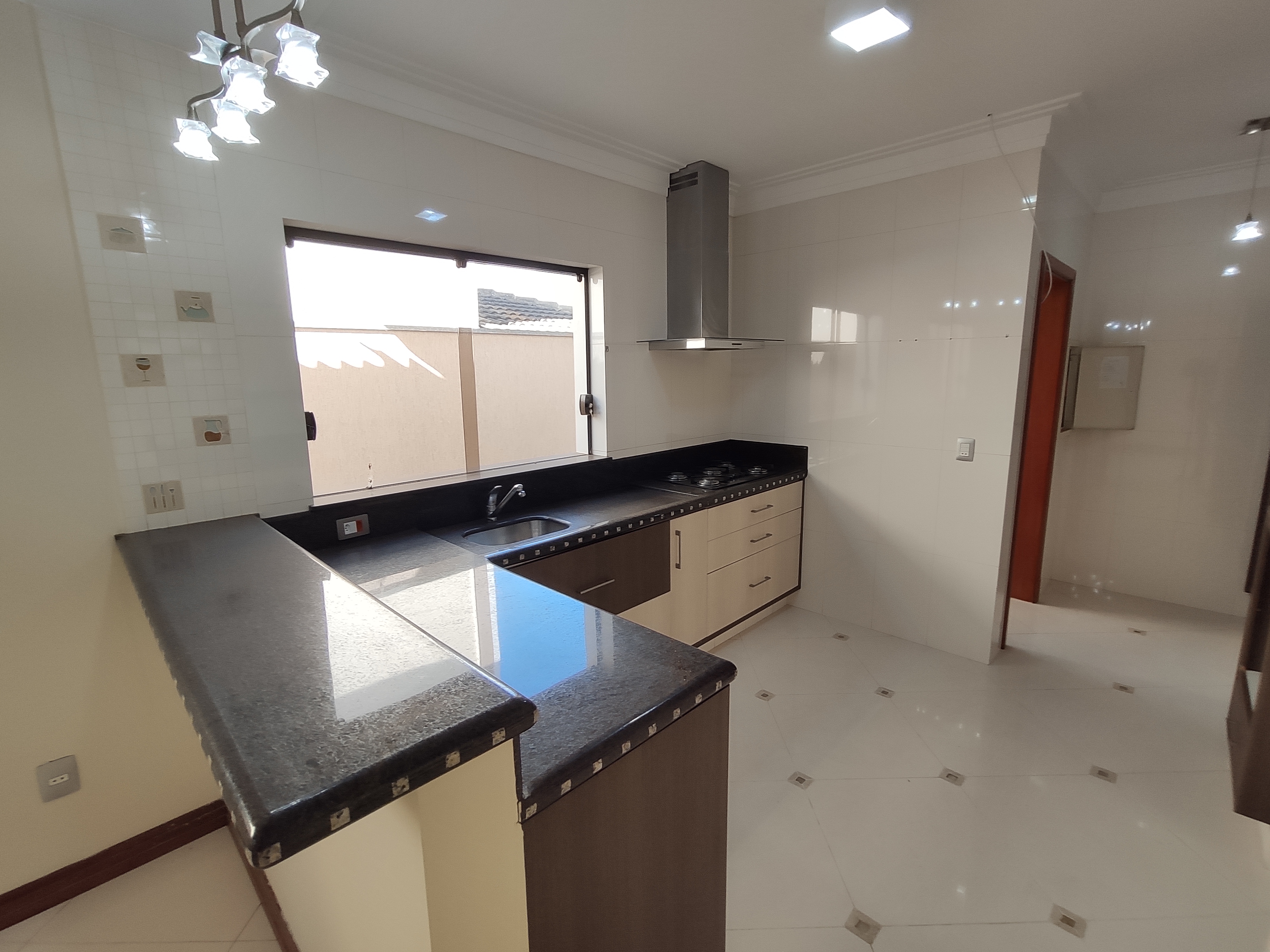 Casa de Condomínio à venda com 3 quartos, 420m² - Foto 21