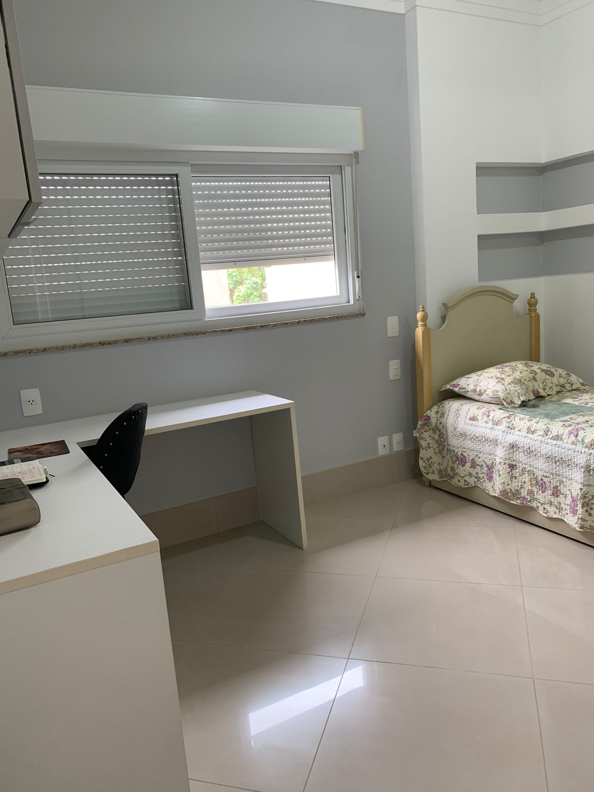 Casa de Condomínio à venda com 4 quartos, 300m² - Foto 24