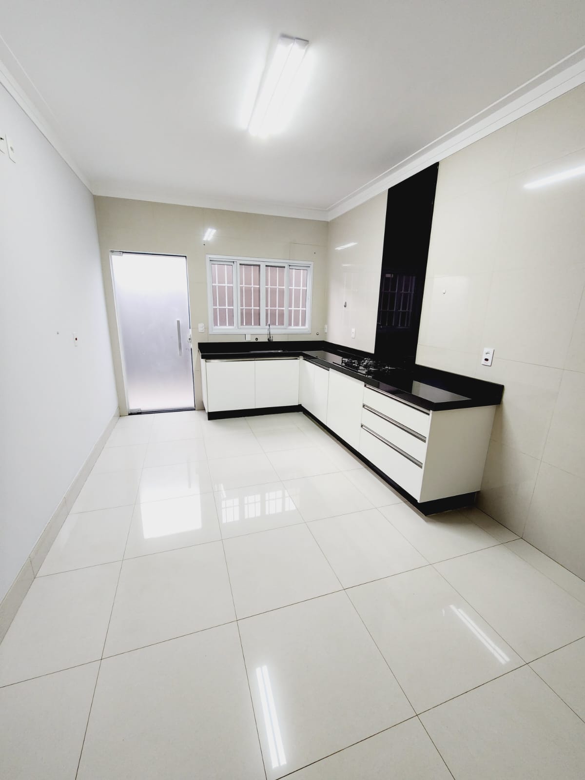 Sobrado à venda com 4 quartos, 250m² - Foto 30