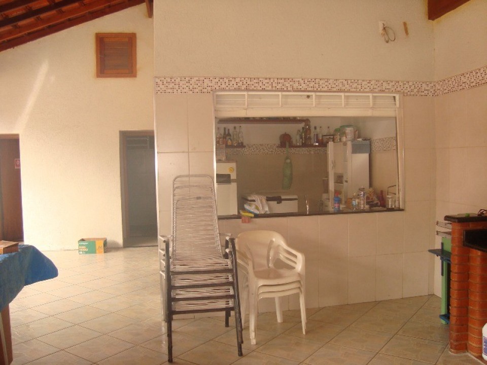 Chácara com 32000m2 em Limeira