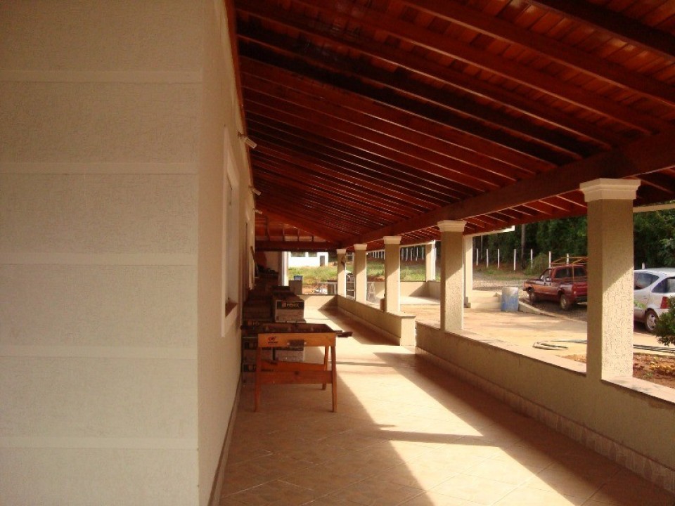 Chácara com 32000m2 em Limeira