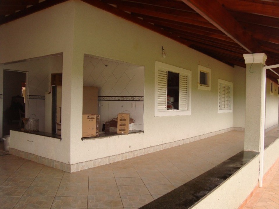 Chácara com 32000m2 em Limeira
