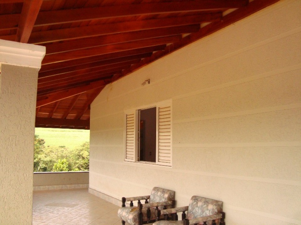 Chácara com 32000m2 em Limeira