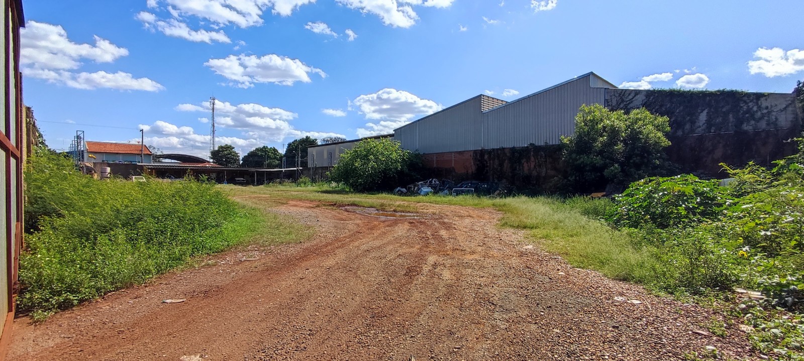 Terreno industrial plaino em Iracemápolis c/1125m